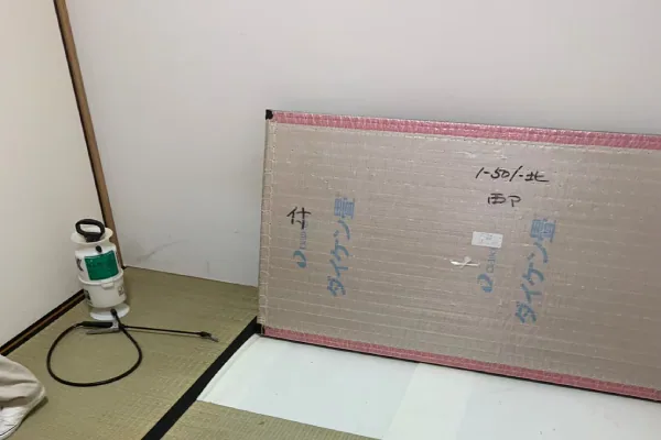 室内の侵入口を処理した施工箇所
